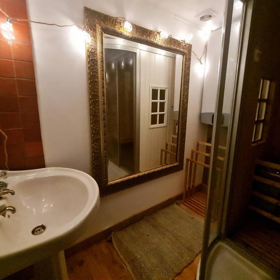 Le Monde D'Echozellia Hotell Saint-Germain-des-Champs Exteriör bild